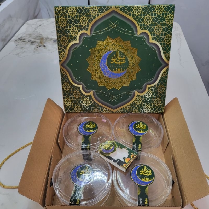 

(Free Hangtag GKS) Poly Emas Box Lebaran Kue 25x25Box Lebaran 25x25 Box Lebaran 4 Toples 250gr HT392PL Box Kue Lebaran Dus Kuker Ramadhan Box Cookies Idul Fitri Box Mika 25x25 Box Mika Pudding Lebaran Packaging Kue Lebaran