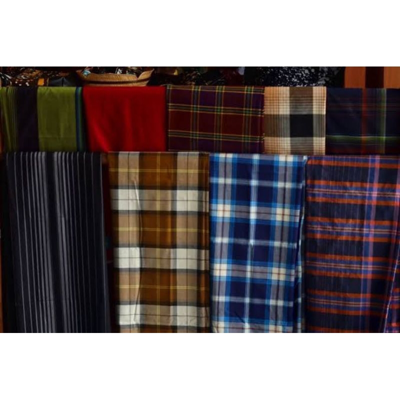 SarungBekasMurahbagus3+1pcs