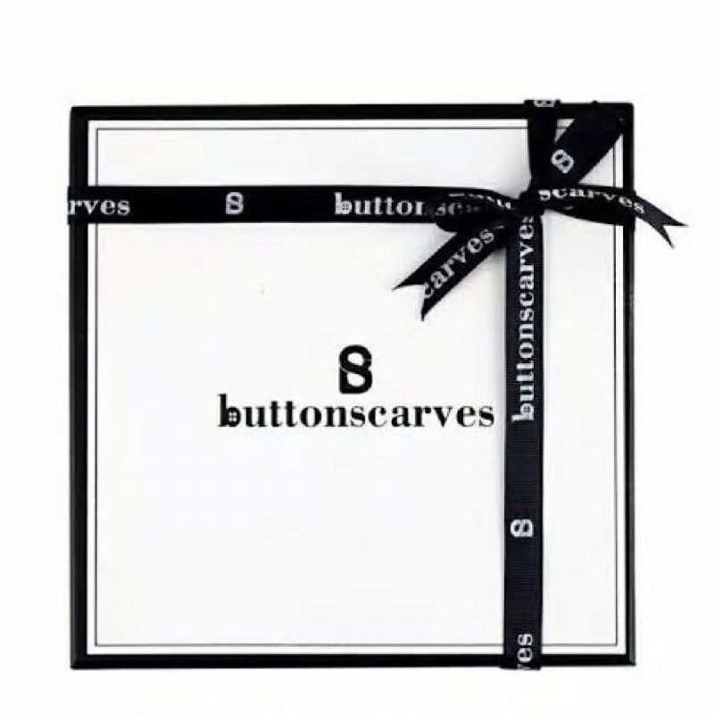 MUKENA BUTTONSCARVES