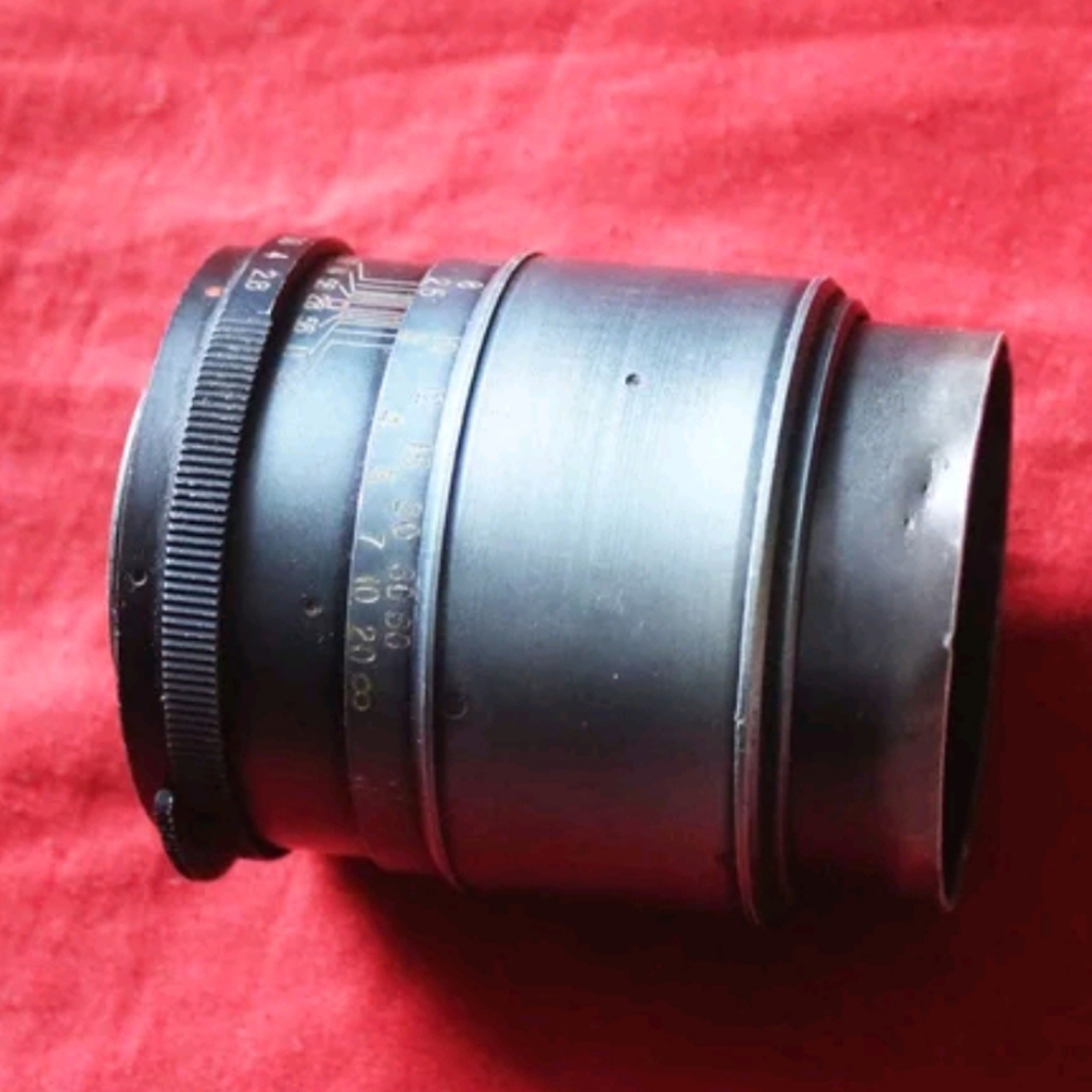 lensa manual langka Accura 135mm f2.8 mount m42