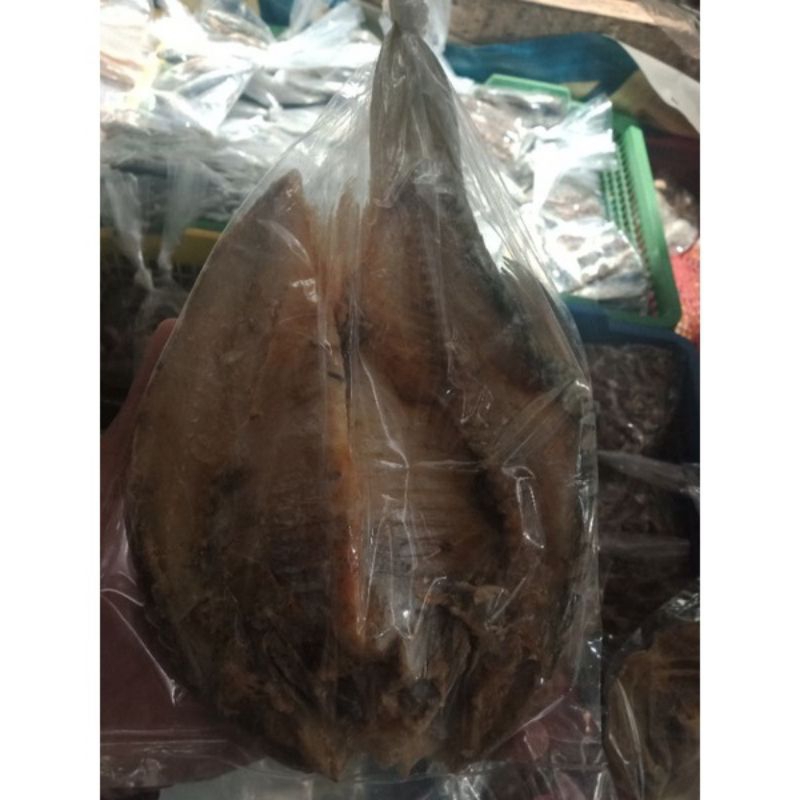 

ikan asin tawes jumbo 250gram