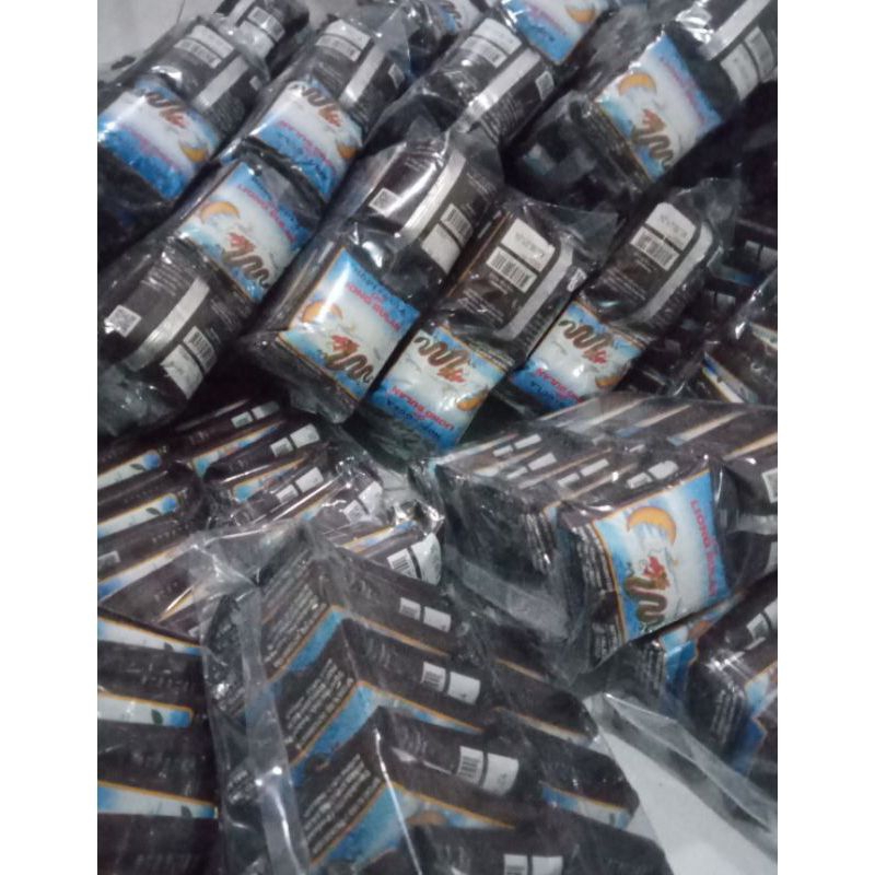 

kopi Liong Bulan Plus Gula 1 Pak Isi 20 pcs