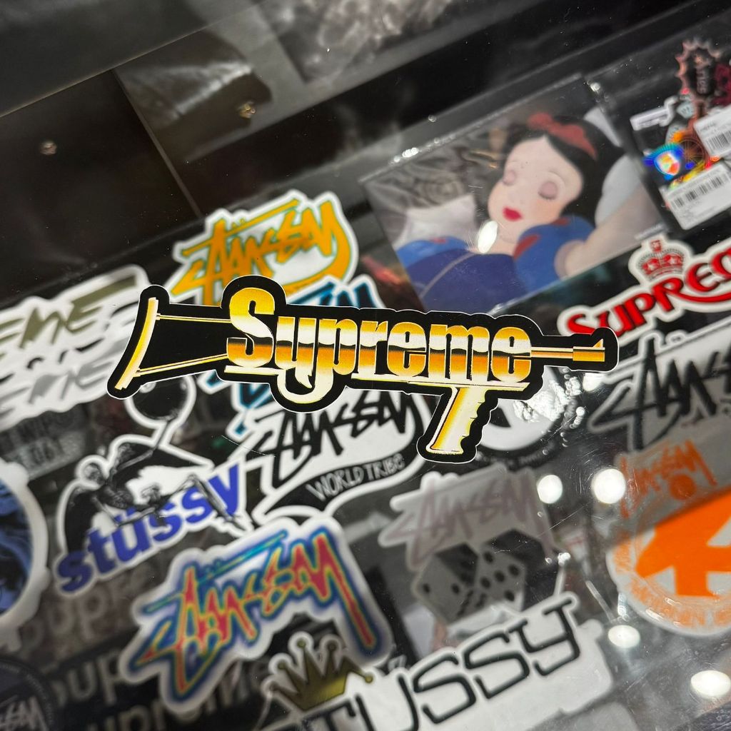 

S*PREME - AUTOMATIC STICKER