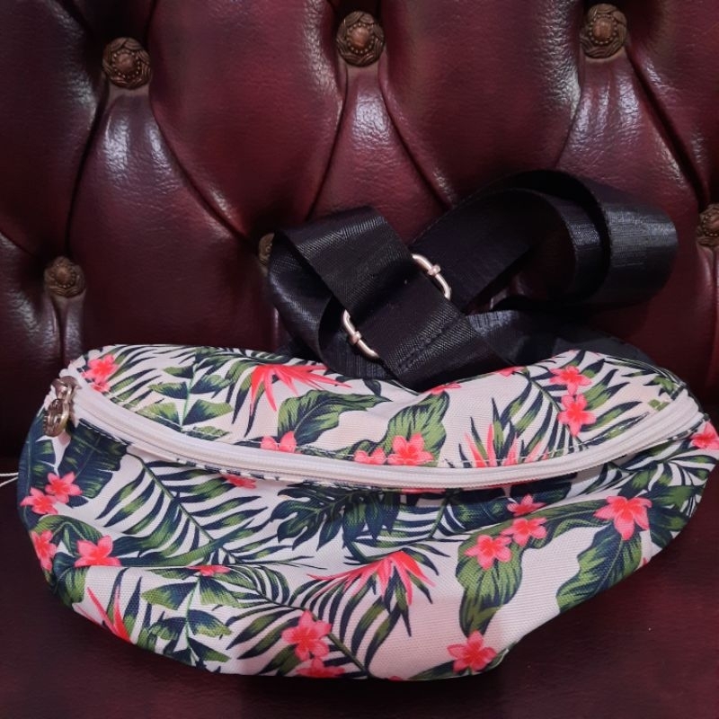 NEWW sophie martin paris waist bag