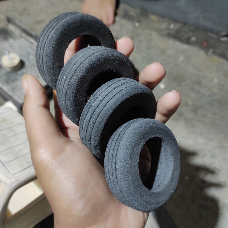 6Pcs ban spon MPUK seperti asli sangat ringan bisa buat truk skala 14 / truk plastik