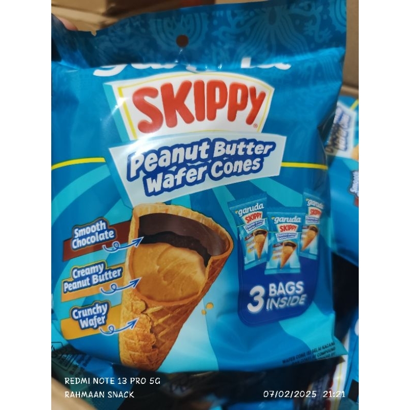 

Garuda Skippy peanut butter wafer cones 45g