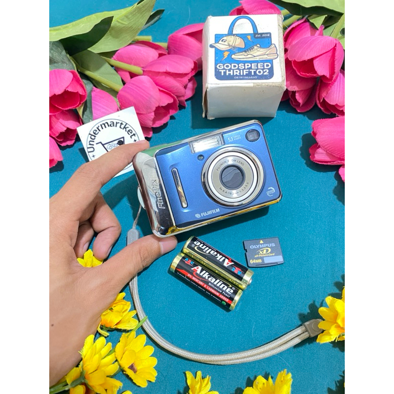 Camera Digital Fujifilm FinePix A500 Blue Metalic series 5.1 MegaPixels 3x Optical zoom