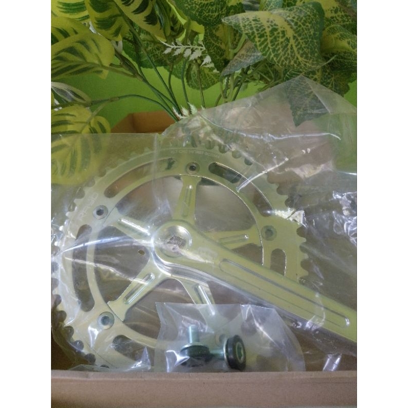 crank RayD pista 48t BCD 144 fixie new