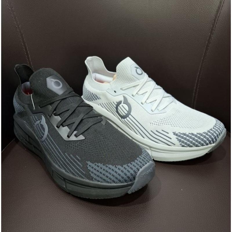 Sepatu Running Ortuseight Bristol 1.2 Original