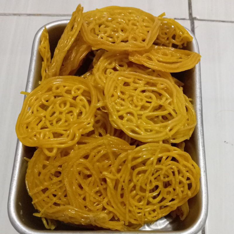 

KERUPUK MI RAKET 500 GRAM LOSS