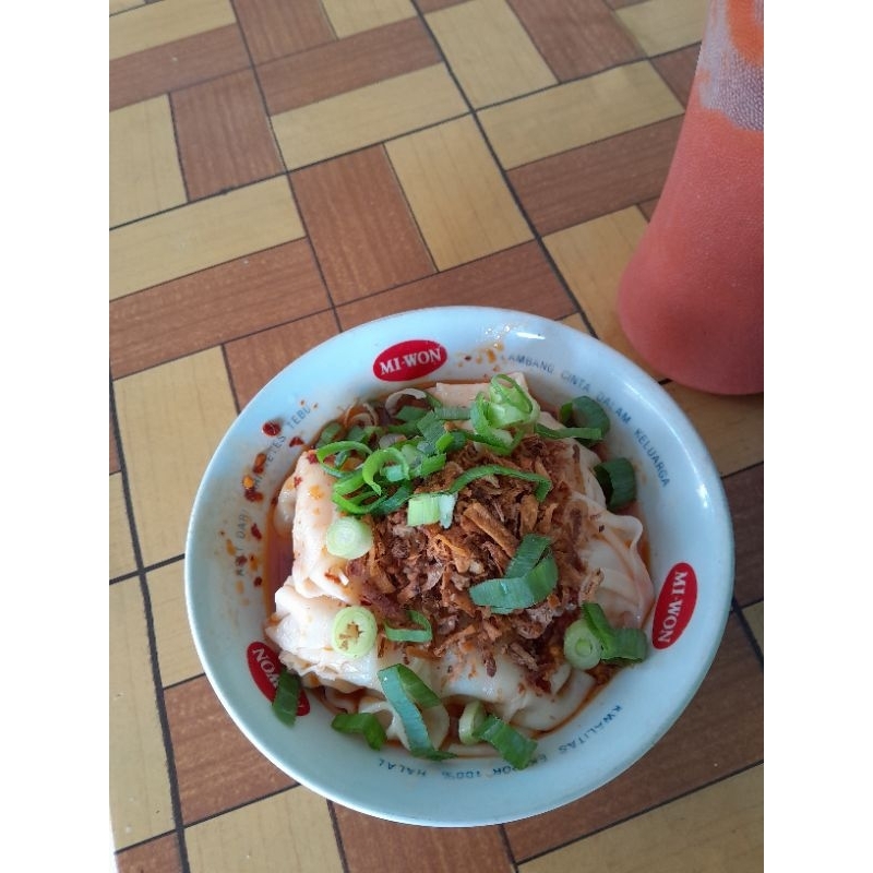 

Pangsit Ayam Chili Oil HUHAHH