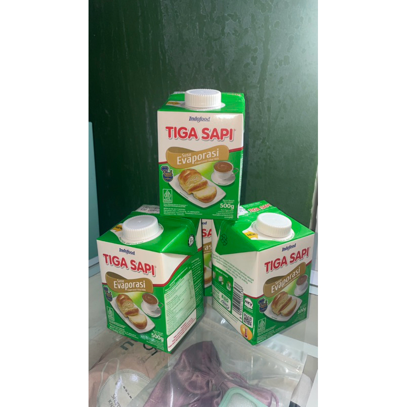 

Susu Evaporasi Tiga sapi 500g