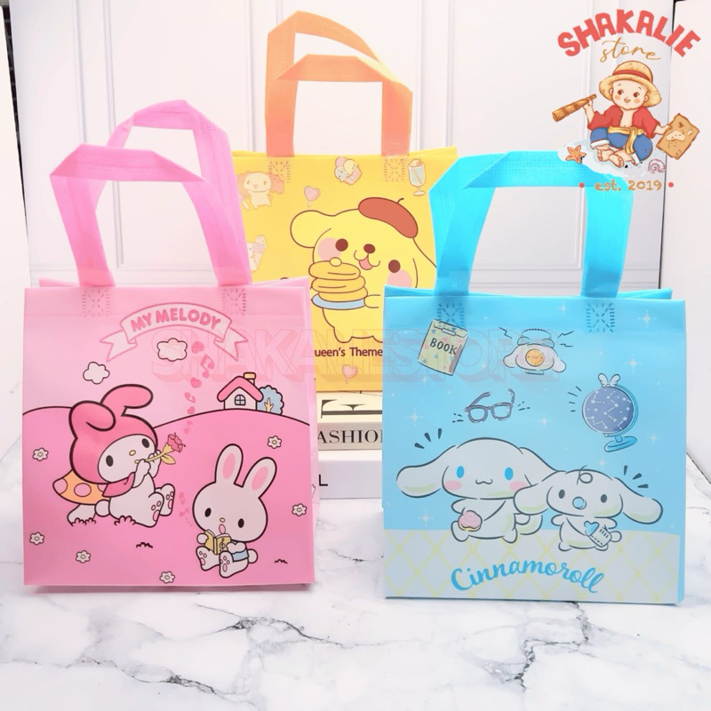 

Goodie Bag Tas Kado Ulang Tahun Anak Karakter Sanrio Tas Hampers Waterproof Souvenir