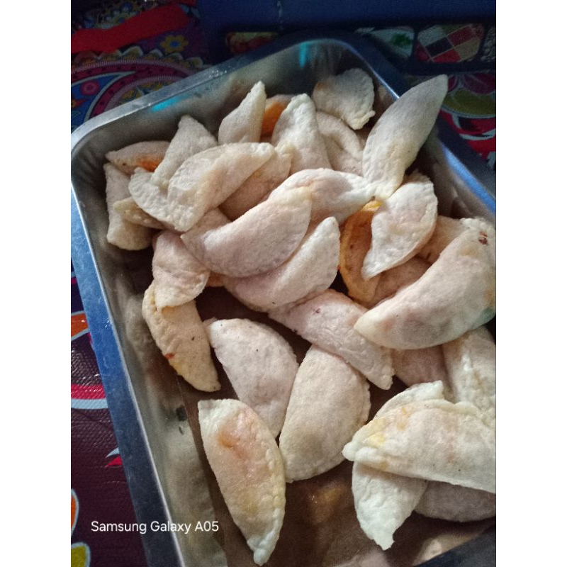 

Cireng ayam suwir pedas isi 10 pcs