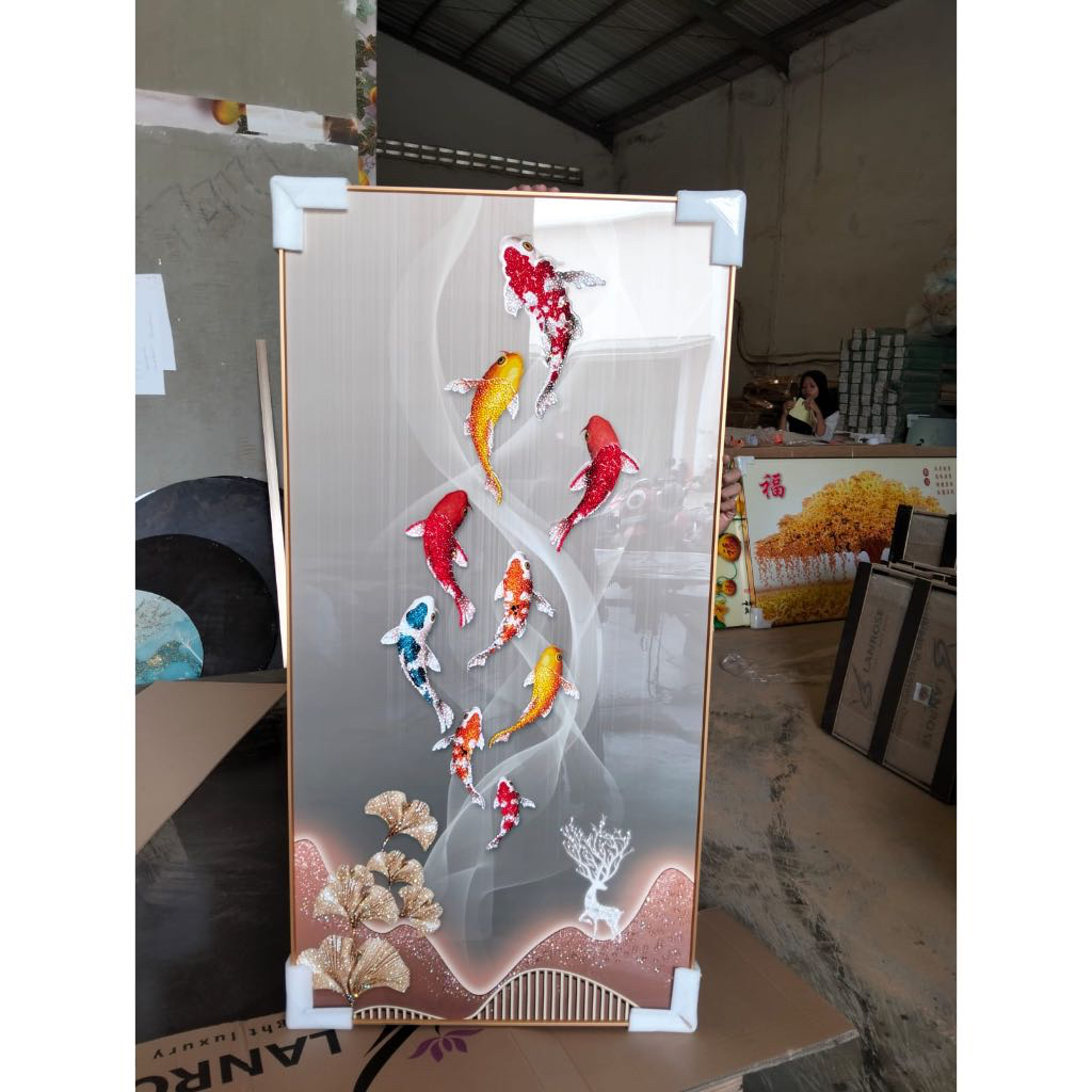 Lukisan Porcelain 5D Diamond Motif Ikan Koi Pajangan Dinding Porselen 5 Dimensi Kristal Timbul Ikan 