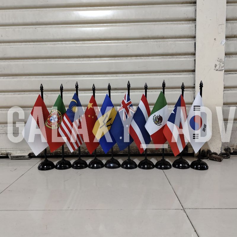 

bendera meja bendera pajangan meja negara ready stok + tiang
