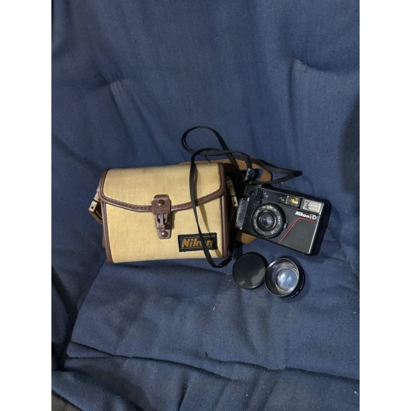 Kamera analog Nikon L35AD + tas + lensa
