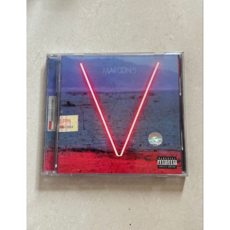 CD Maroon 5 - V