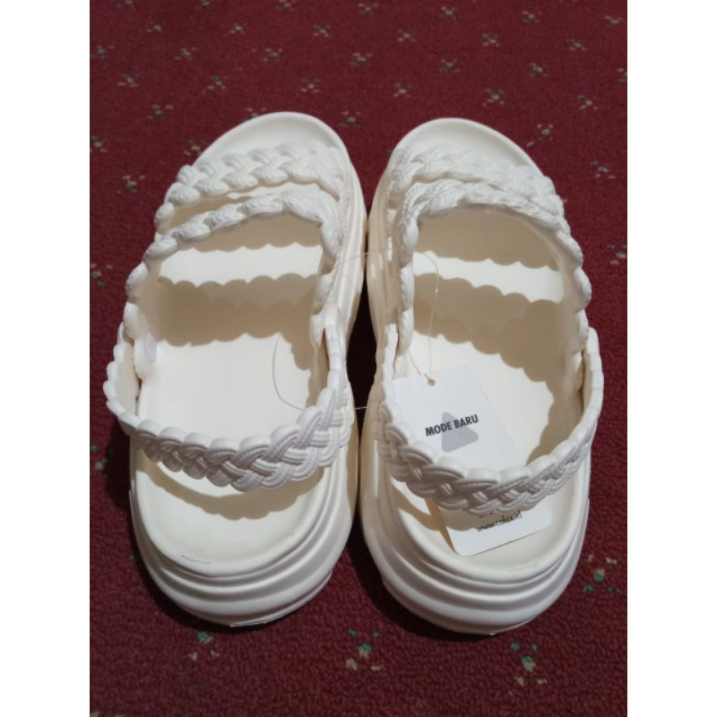 SENDAL WANITA KEKINIAN WEDGES KNIP CALUX REAL PICT