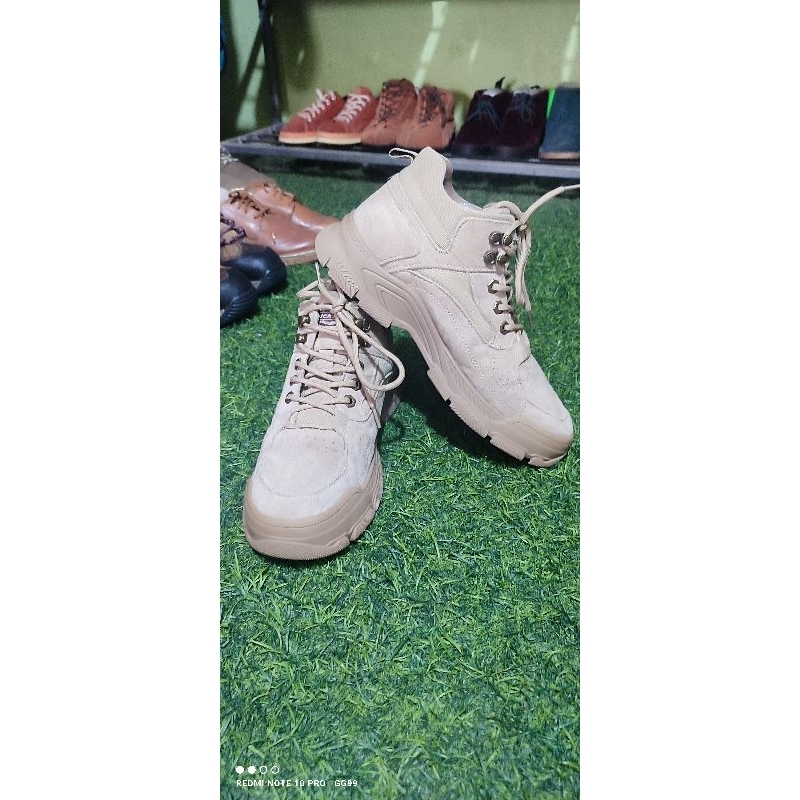 sepatu dickies