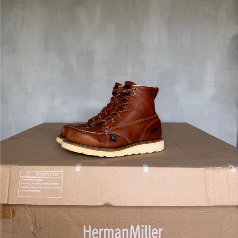 Thorogood American Heritage 6” Moc Toe Boot Size 10.5