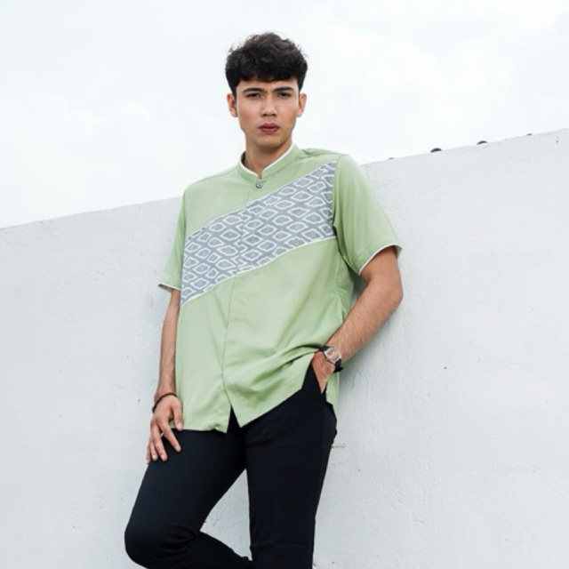 AL-ACHWAN Baju Koko Hijau Sage Batik