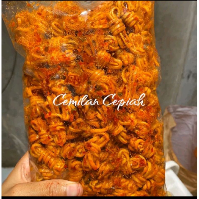 

mie gulung pedas daun jeruk 500 gram