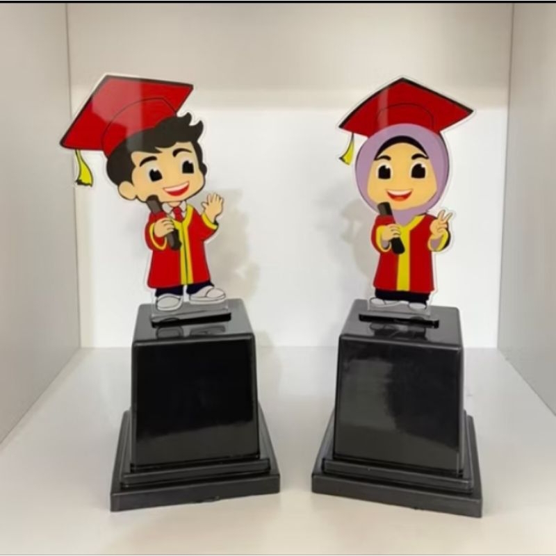 Piala Wisuda Bahan Akrilik Murah Cocok Untuk Wisuda Anak