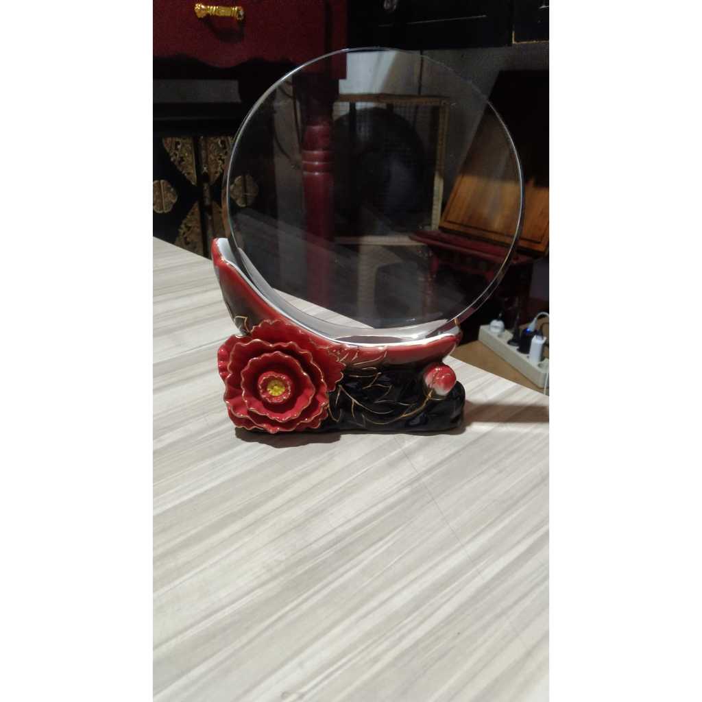 Dudukan Plankat Bunga Hitam Merah Keramik Kristal Kuno Jadul Antik
