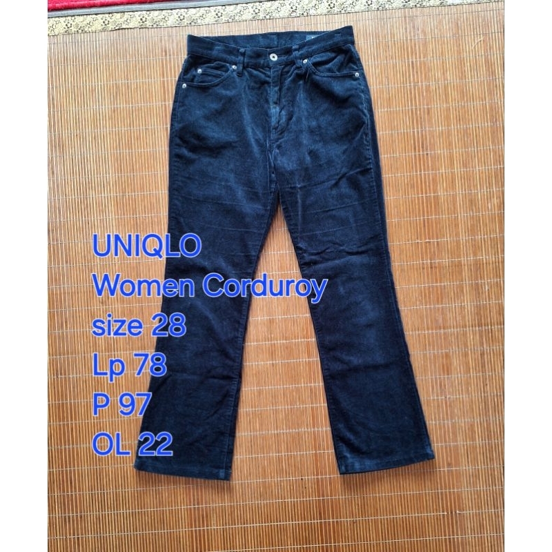 Celana Panjang UNIQLO Corduroy Wanita