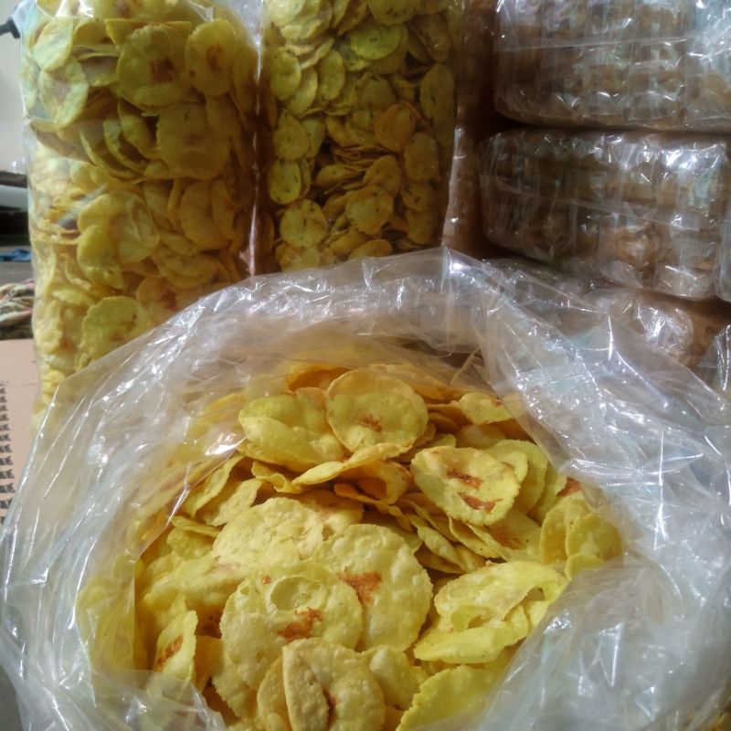 

PROMO COMRING ISI TEMPE 500GR / 1KG KHAS CIAMIS BEST SELLER GURIH KRIUK / Keripik Camilan