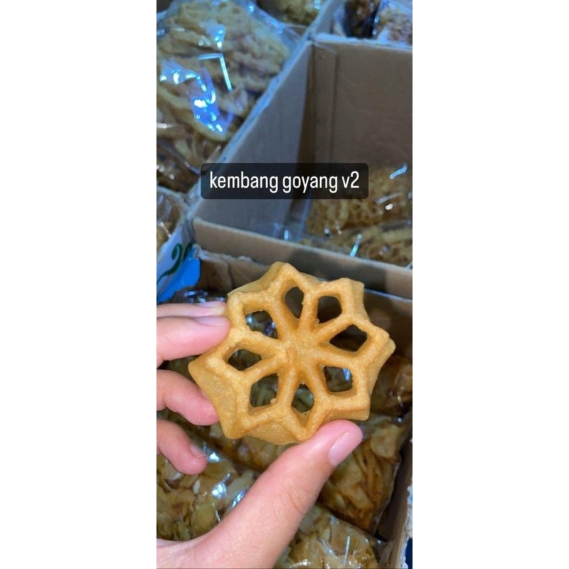 

kembang goyang renyah