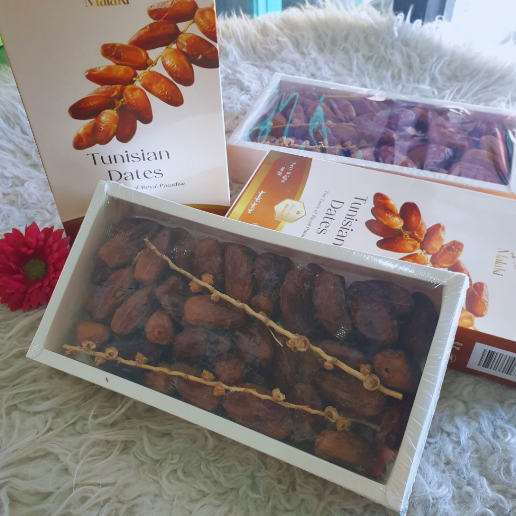 

Tunis Tangkai Malaki 500gram Kurma Tunisia Tangkai Premium 500gram Hamper Hantaran Gebyar Ramadhan