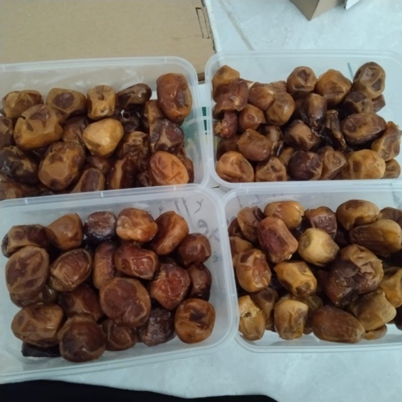 

KURMA SUKARI 1KG BUAH FRESS DAN PULEN