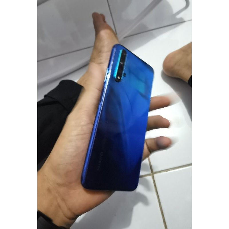 huawei nova 5t minus retak atas saja