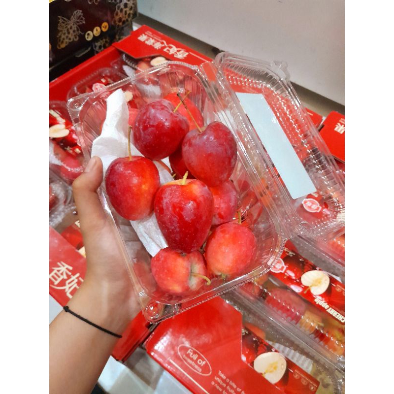 

cherry apel manis cruncy ,fresh selalu/pack