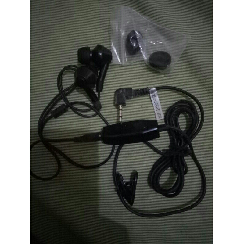 Headset sambung merk wellcomm nokia 3310  colokan 2:3