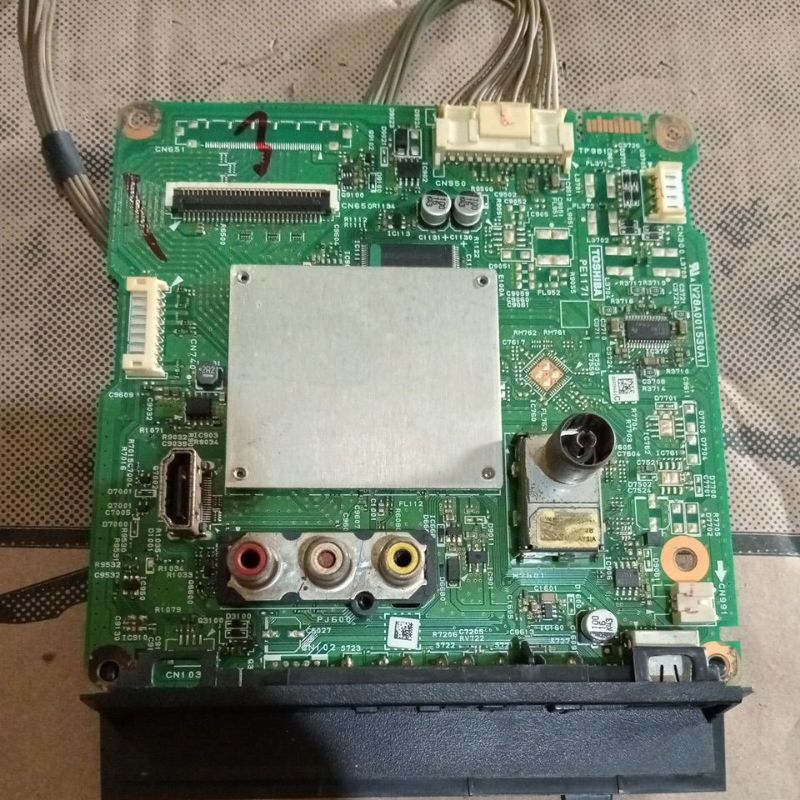 MB Toshiba 32P2400VJ