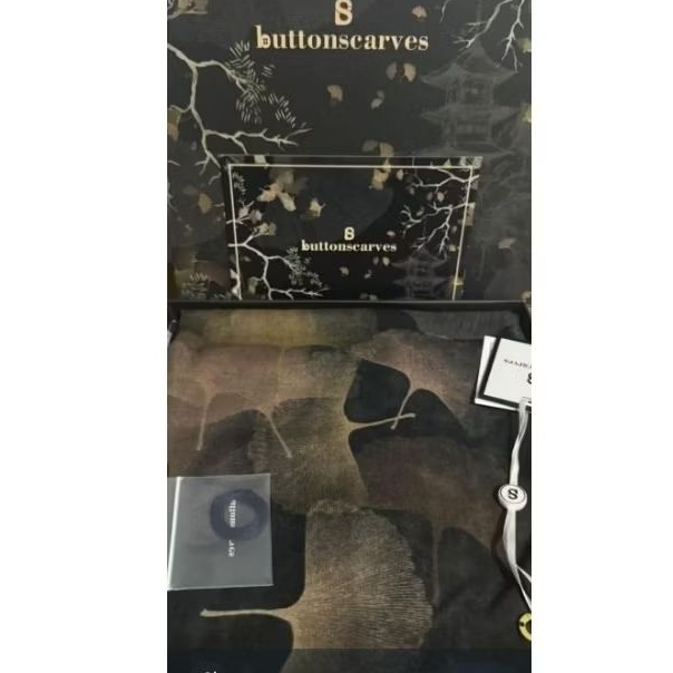 Buttonscarves ginko new