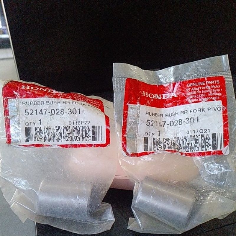 kiri kanan rubber bush rr fork pivot / Bosh swing arm /Bosh lengan ayun Honda karisma Revo Supra x 1