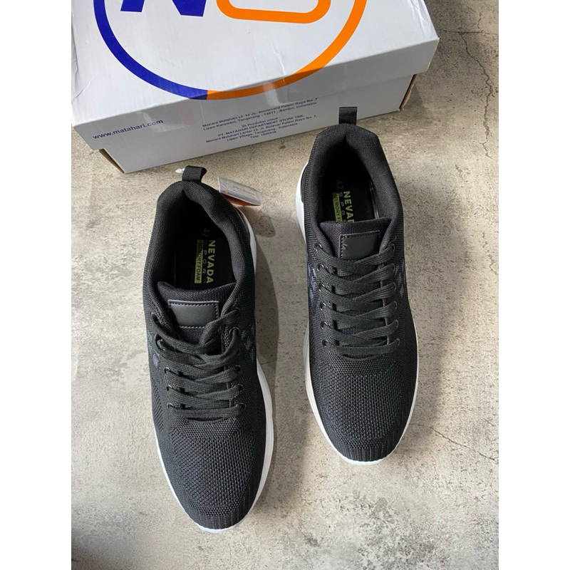 SEPATU SPORT PRIA ORIGINAL