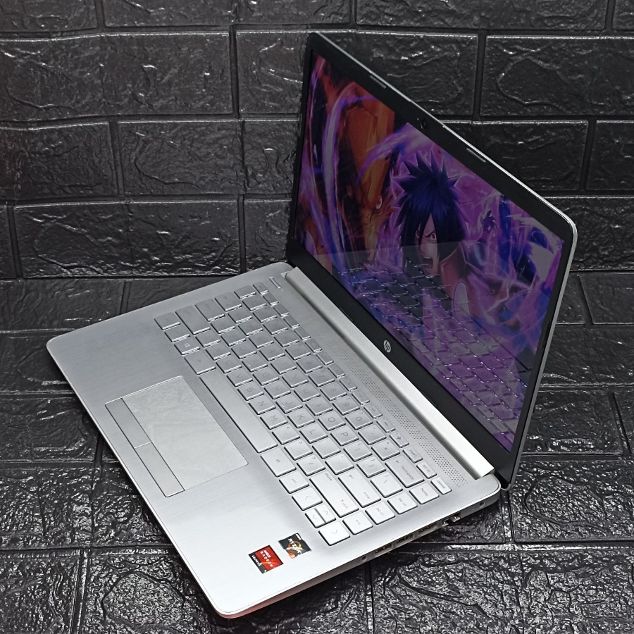 Laptop HP 14s-dk1514AU AMD Ryzen 3 3250U 8/512GB