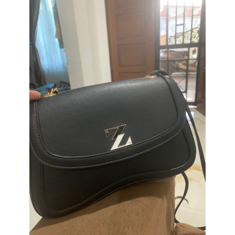 SPLIT tas zaskia sungkar bag preloved