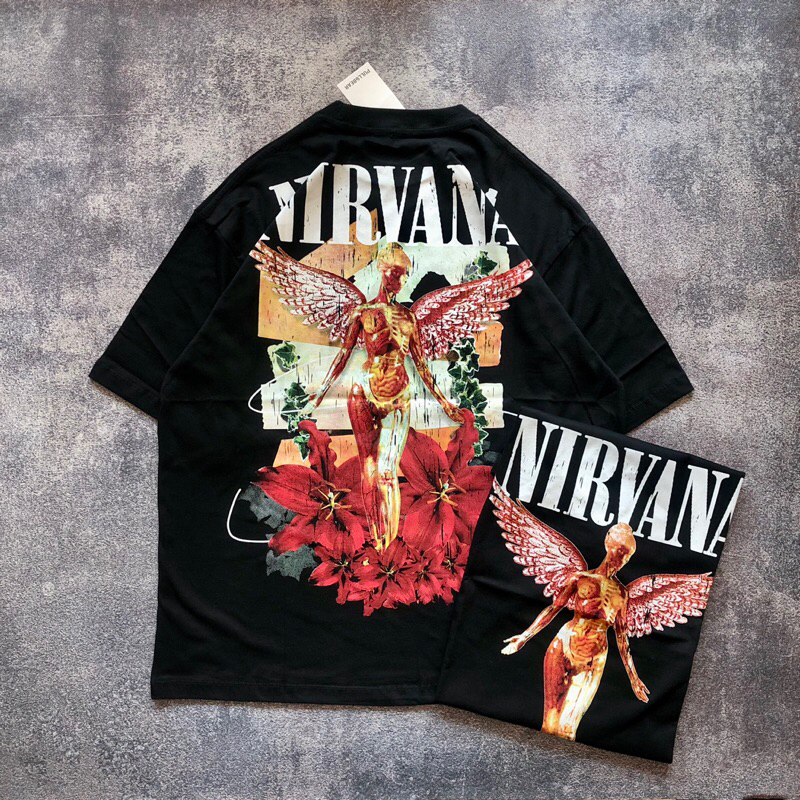 Baju Kaos Pull&Bear Oversize NIRVANA FLOWERS - T Shirt Band Vintage Oversze Nirvana Black Cotton 20s