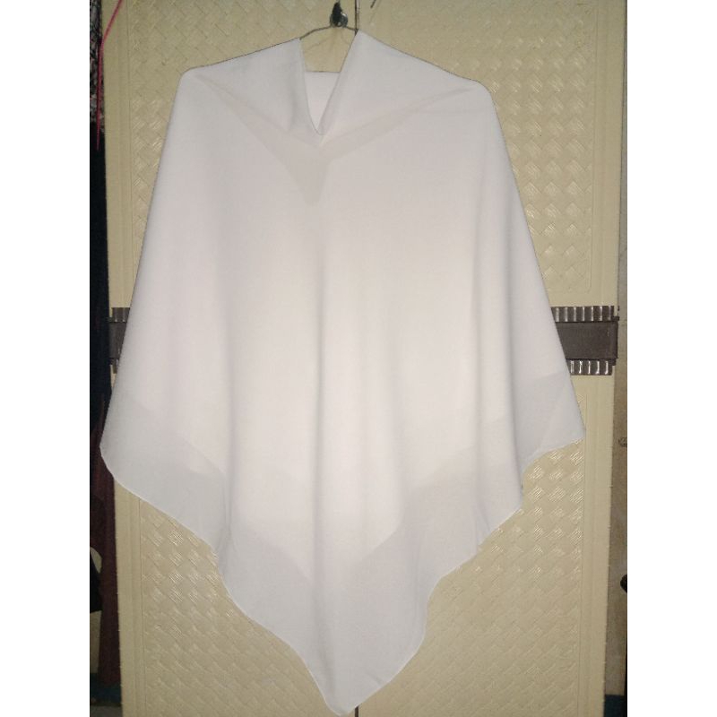 PRELOVED Khimar hijab bolbal instan Arsya hijab putih size L putih sekolah Khimar bolak balik dua st