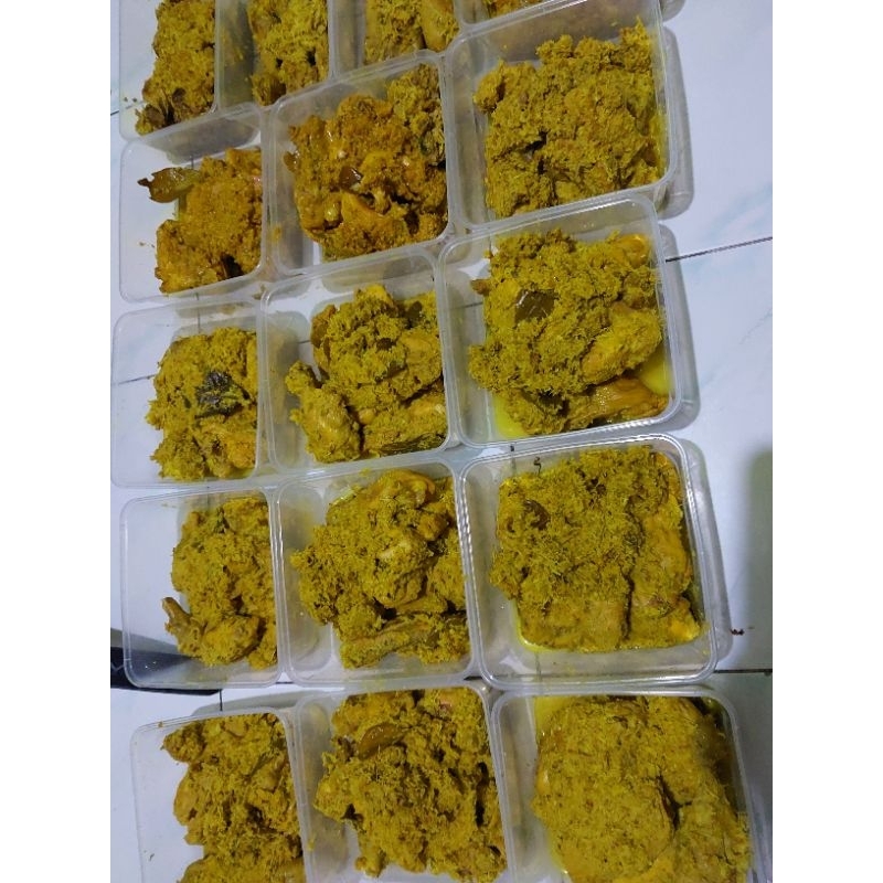 

Ayam ungkep serundeng tulang lunak 1ekor
