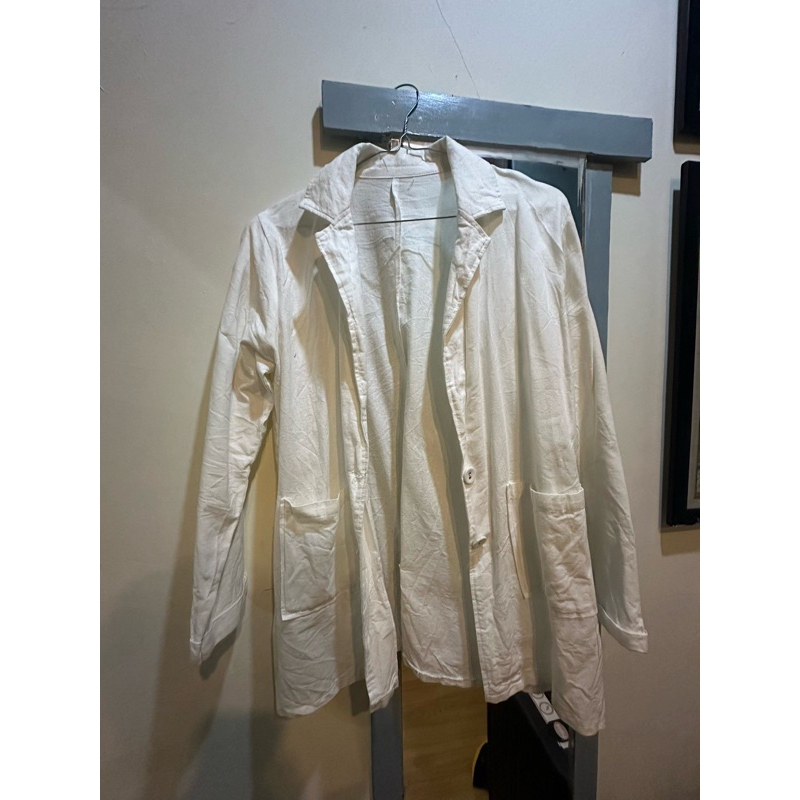 Blezer putih preloved