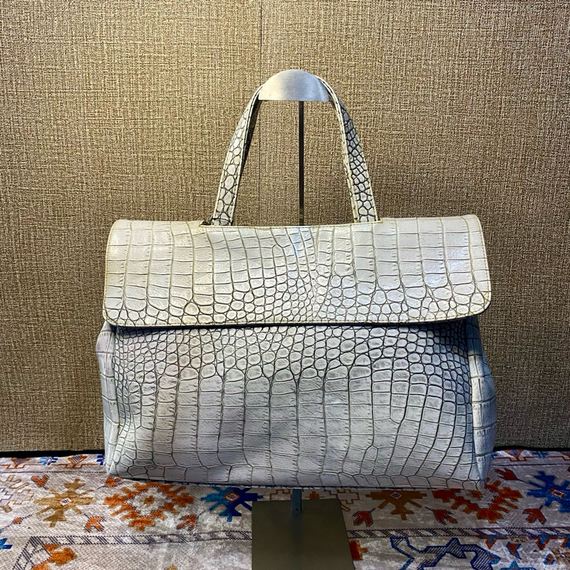 KWANI KULIT ASLI