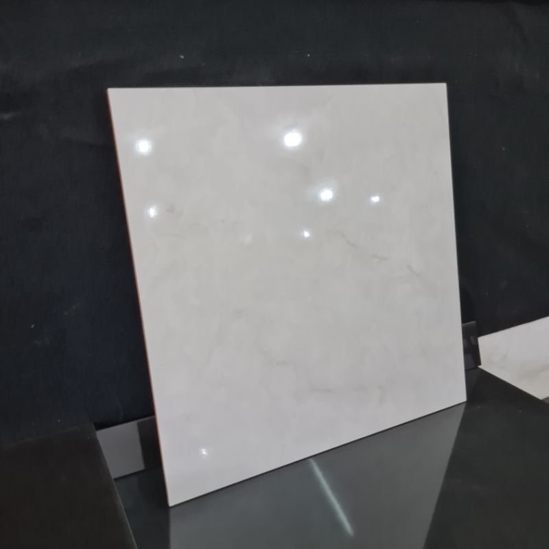 keramik 60x60 lantai/keramik cutting/keramik seperti granit/keramik glossy/keramik polos abu/keramik