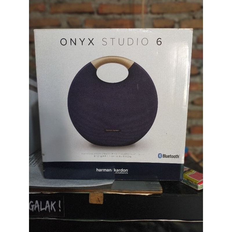 Harman Kardon Onyx Studio 6